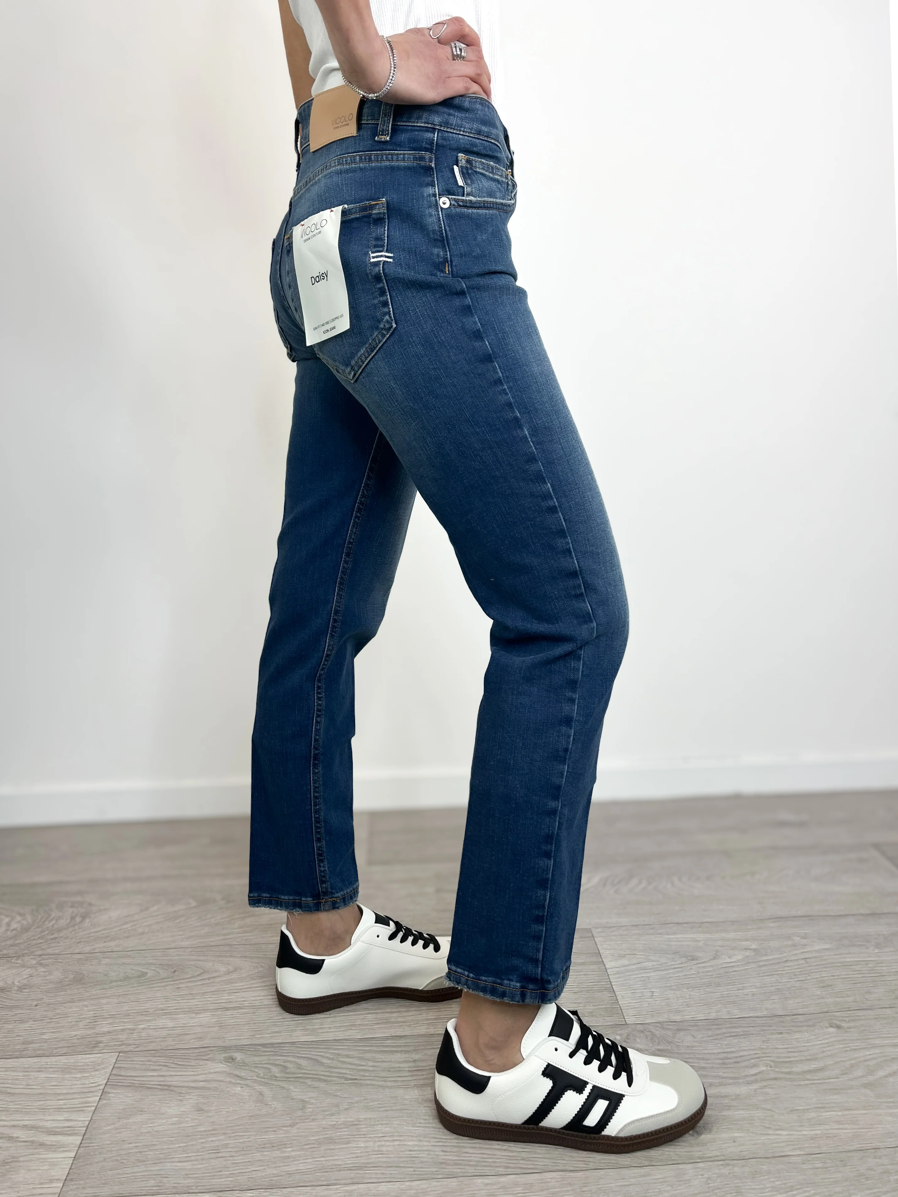 Vicolo - Jeans Daisy a sigaretta cropped - Blu - Image 4